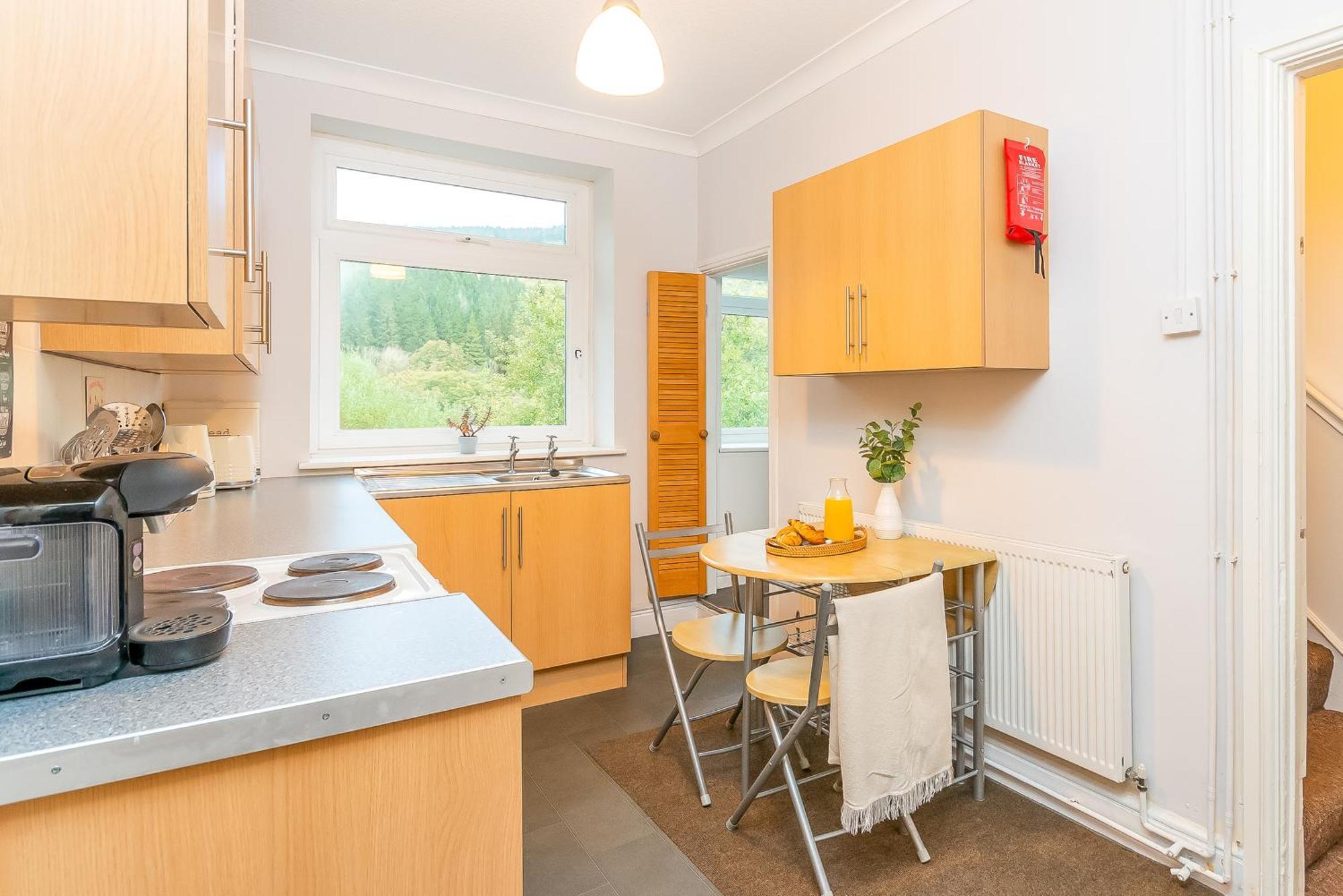 The View Spacious Apartment In Afan Forest Bike Park By Staystaycations Port Talbot Exterior foto